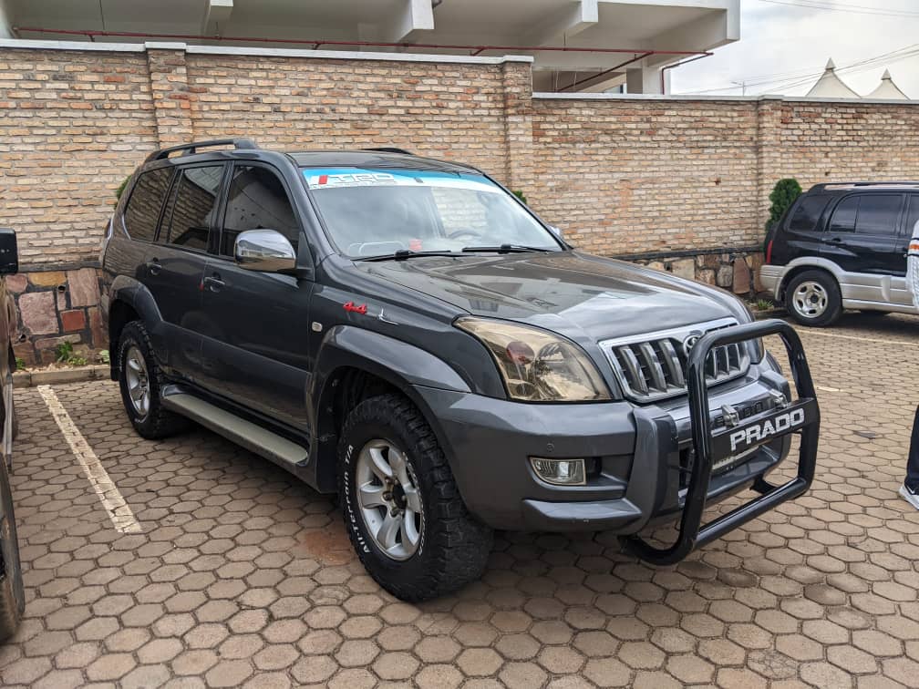 Toyota RAV4 vs Land Cruiser Prado for Rwanda Travel