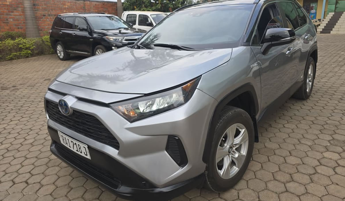 Rwanda Car Hire With a Driver