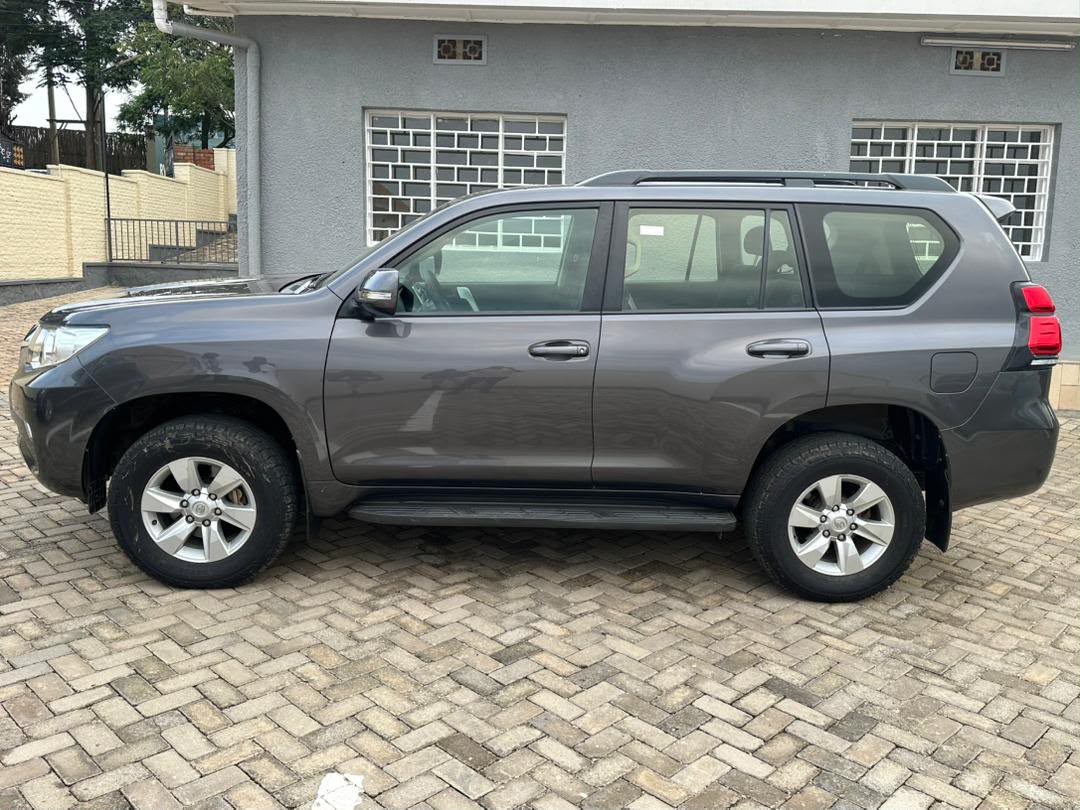 Car rental prices in Rwanda with SUV and 4x4 rental options